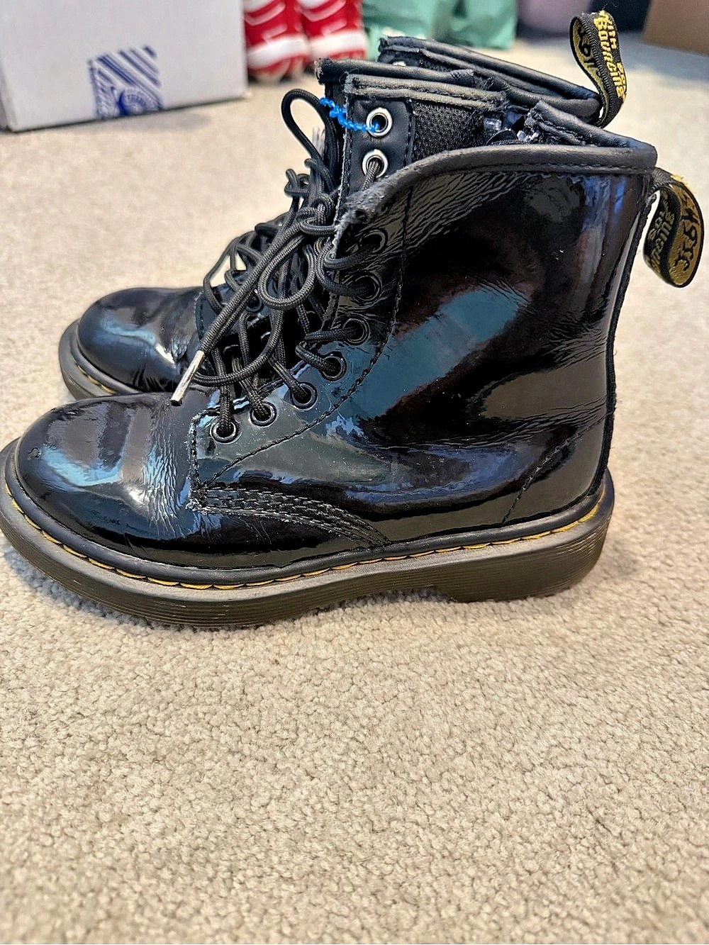 Dr. Martens Patent Learher Boots Black US 12